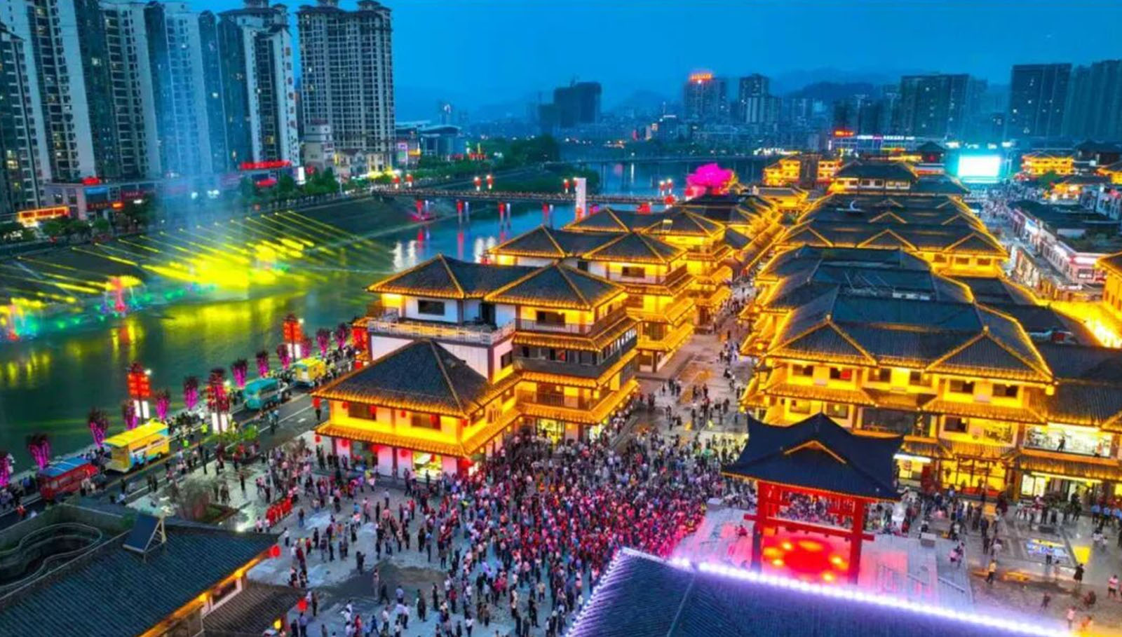 1761816222155264.jpg 22.jpg